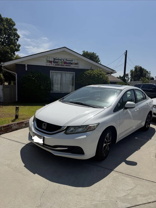 2013 Honda Civic 9th Gen - Image 3 of 11
