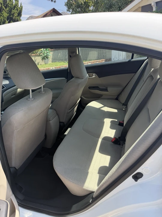 2013 Honda Civic 9th Gen - Image 10 of 11