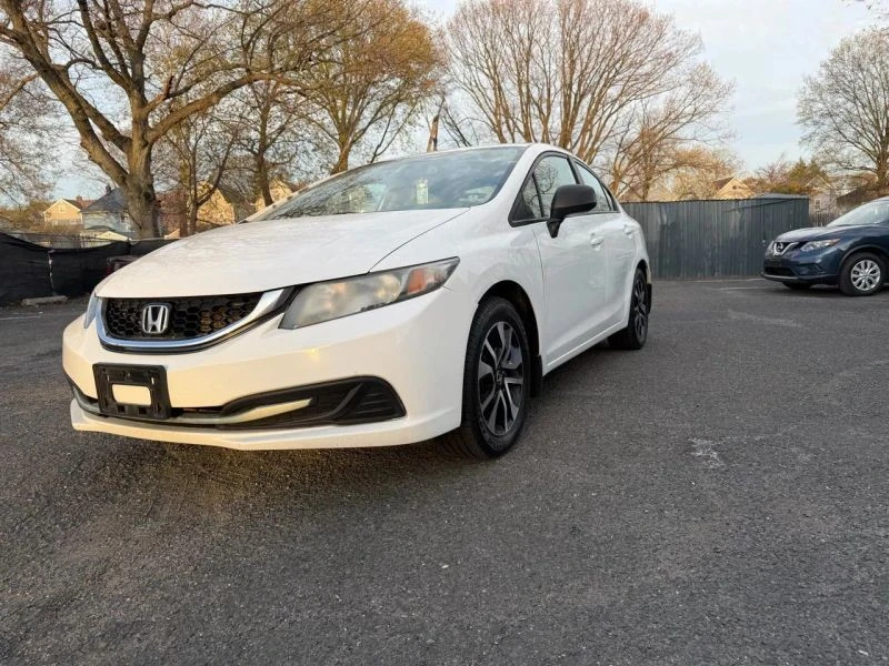 2013 Honda Civic 9th Gen - Image 3 of 12