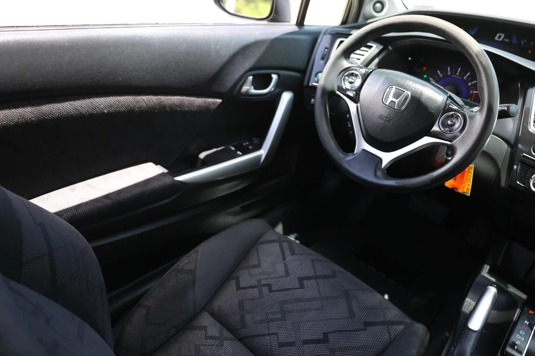 2013 Honda Civic 9th Gen - Image 20 of 31