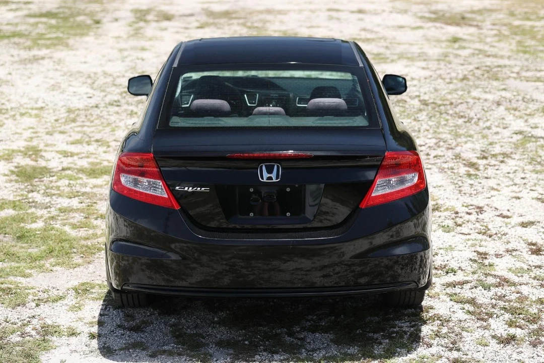 2013 Honda Civic 9th Gen - Image 9 of 31
