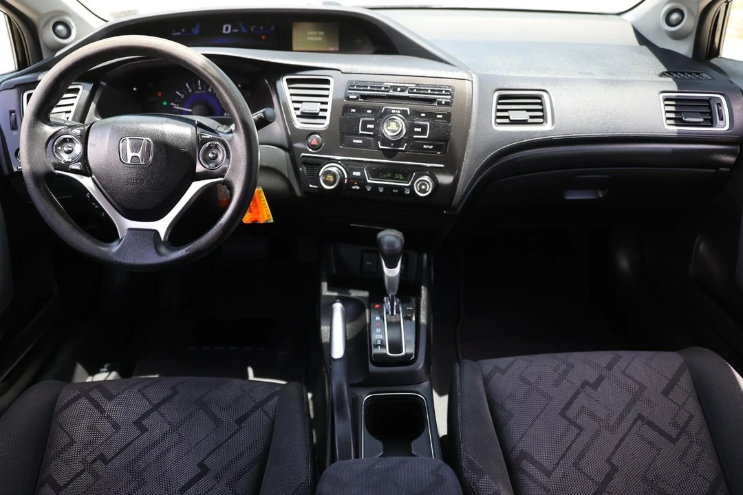 2013 Honda Civic 9th Gen - Image 2 of 31