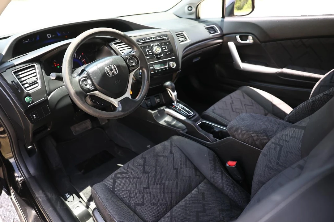 2013 Honda Civic 9th Gen - Image 4 of 31