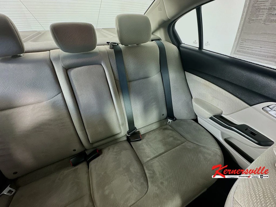 2013 Honda Civic 9th Gen - Image 14 of 24