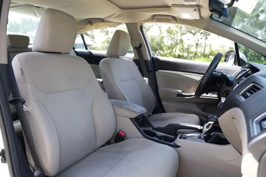 2013 Honda Civic 9th Gen - Image 16 of 31