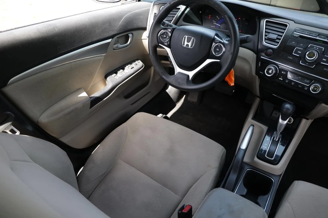 2013 Honda Civic 9th Gen - Image 20 of 31