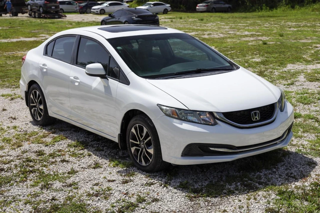 2013 Honda Civic 9th Gen - Image 15 of 31