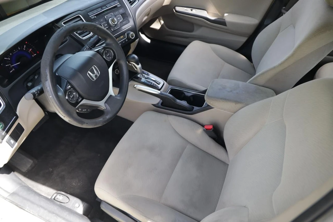 2013 Honda Civic 9th Gen - Image 4 of 31