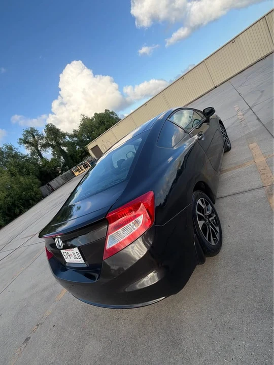 2013 Honda Civic 9th Gen - Image 9 of 20