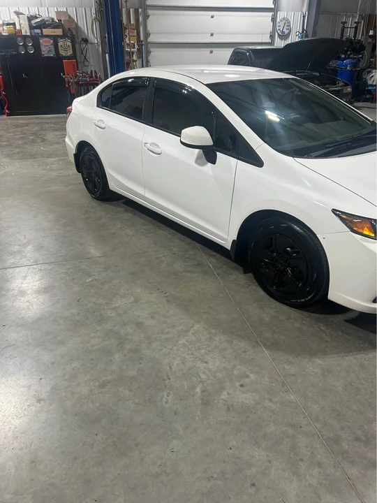2013 Honda Civic 9th Gen - Image 3 of 7