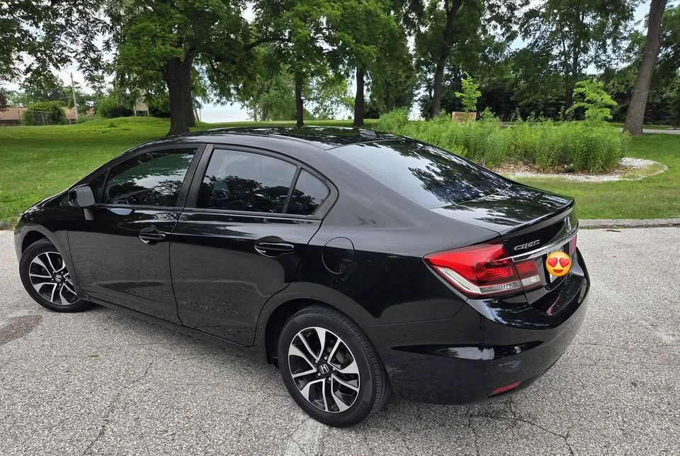 2013 Honda Civic 9th Gen - Image 6 of 11