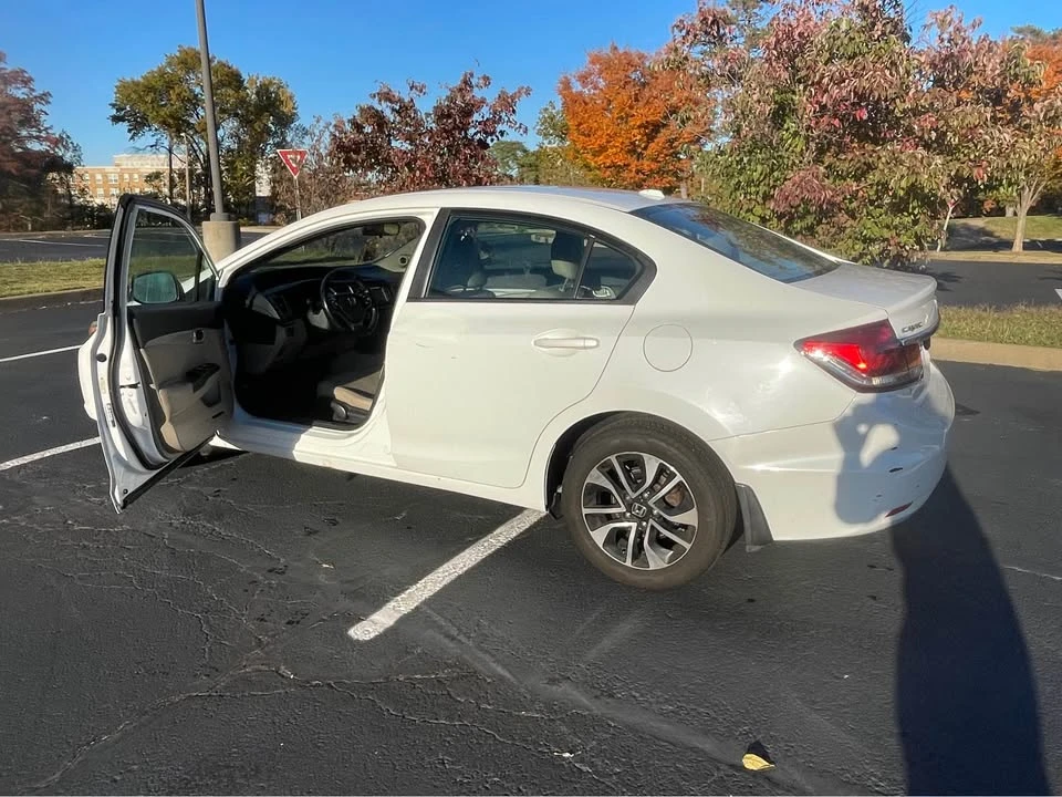 2013 Honda Civic 9th Gen - Image 5 of 11