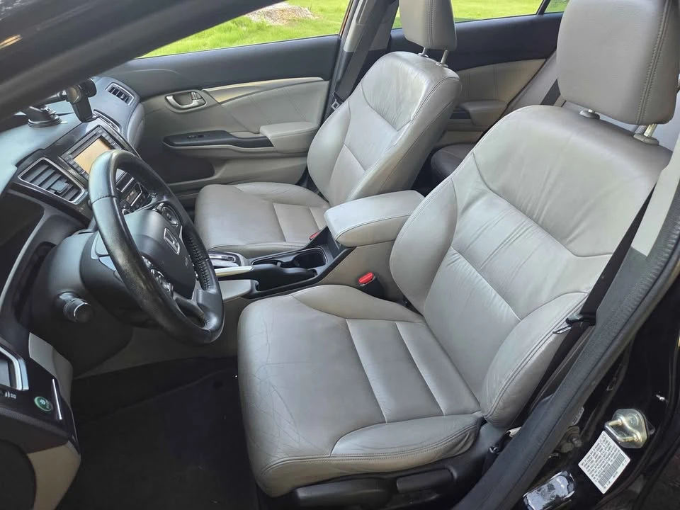 2013 Honda Civic 9th Gen - Image 9 of 11