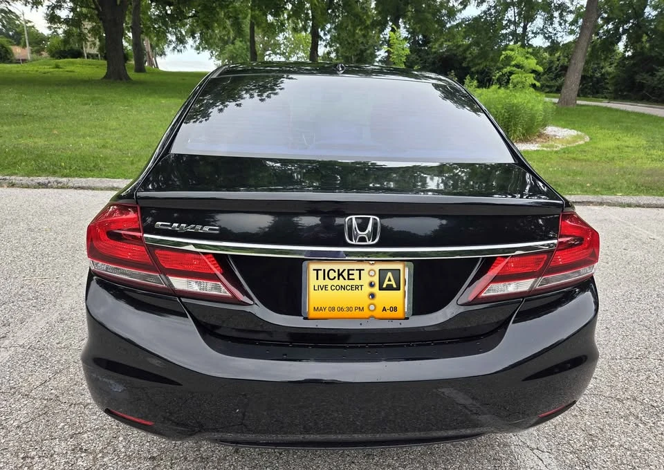 2013 Honda Civic 9th Gen - Image 5 of 11
