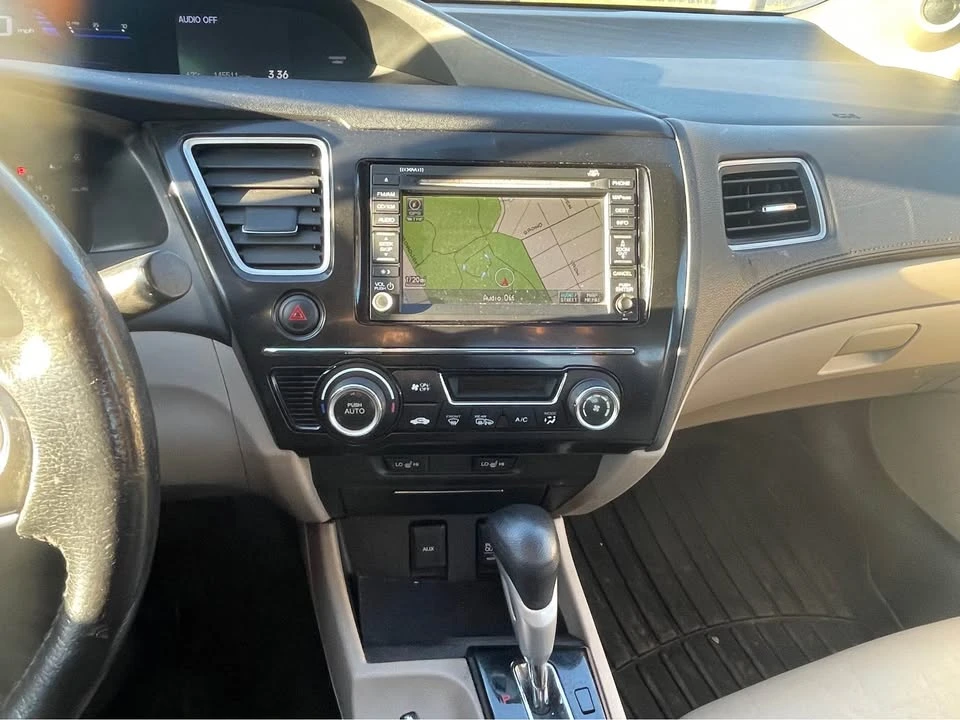 2013 Honda Civic 9th Gen - Image 9 of 11