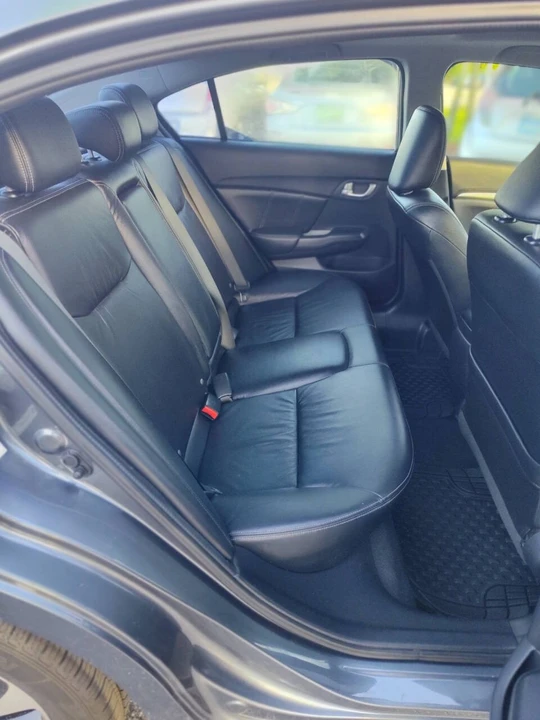 2013 Honda Civic 9th Gen - Image 13 of 19