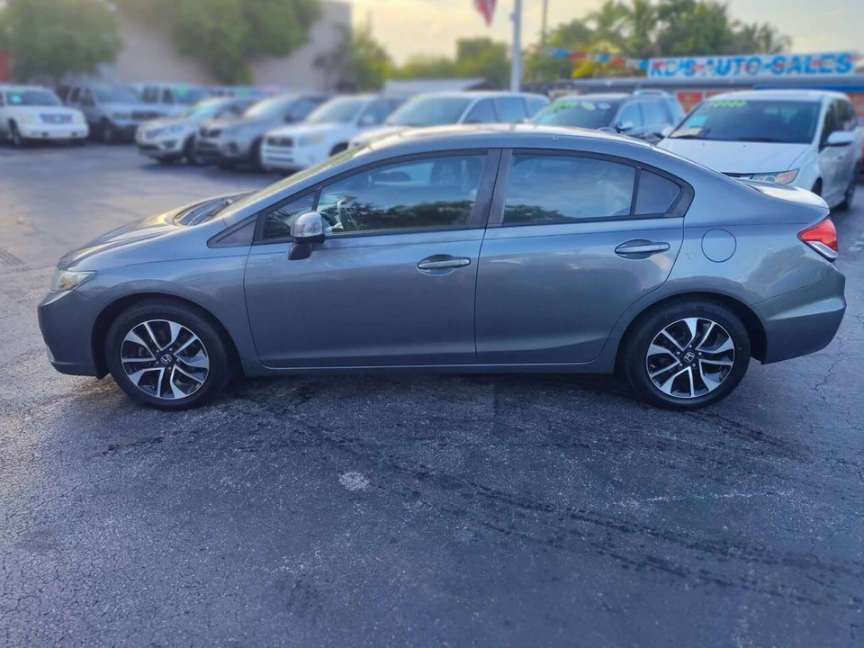 2013 Honda Civic 9th Gen - Image 2 of 19