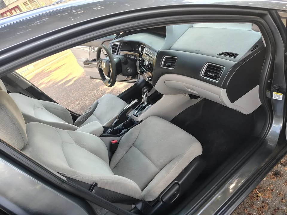 2013 Honda Civic 9th Gen - Image 6 of 10