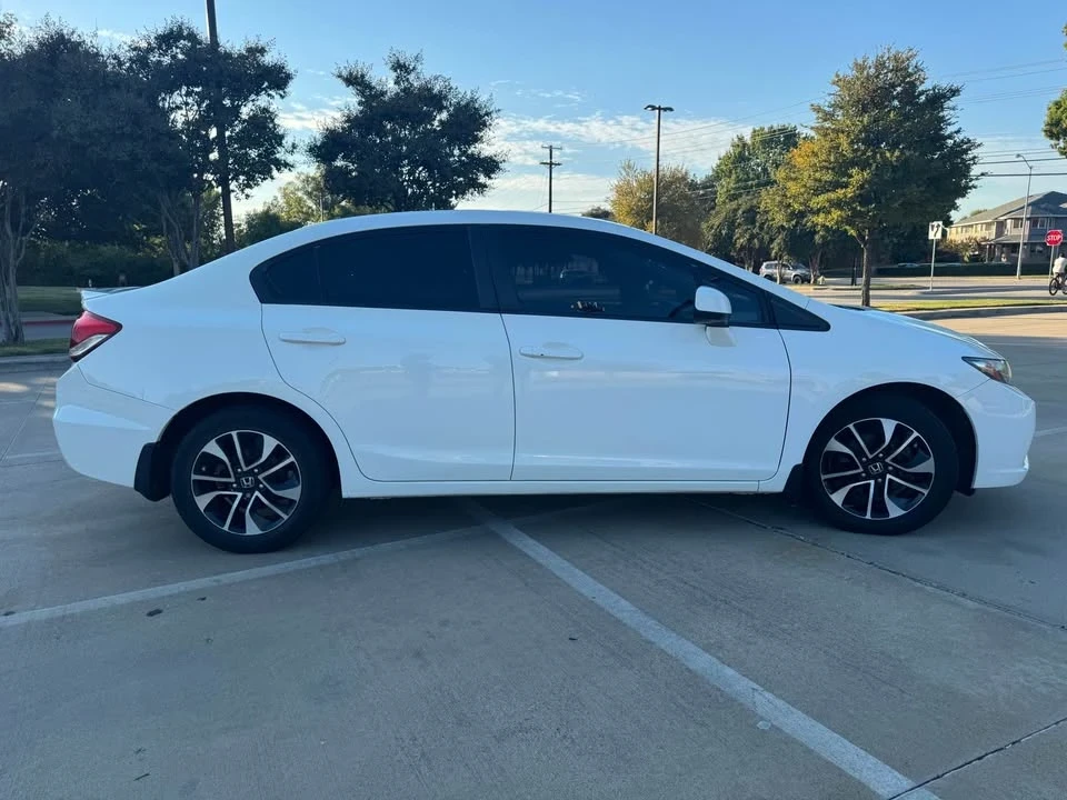 2013 Honda Civic 9th Gen - Image 6 of 16