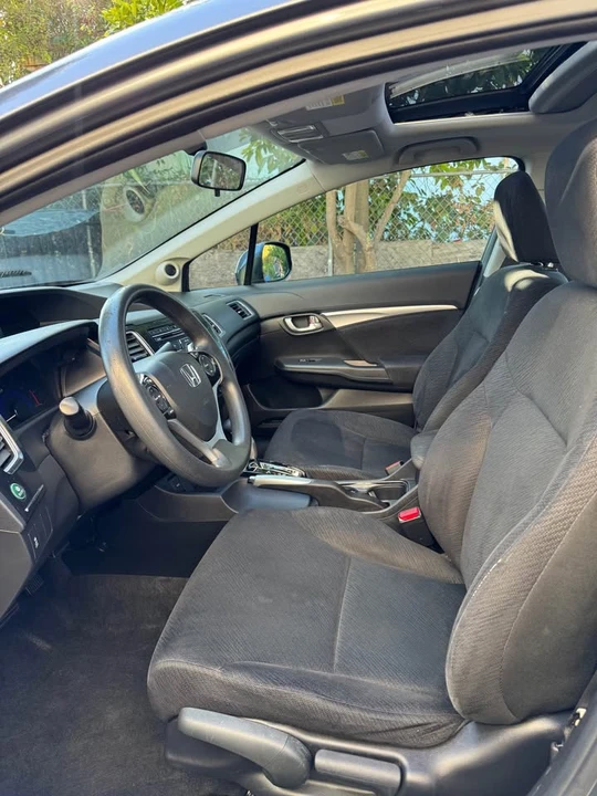 2013 Honda Civic 9th Gen - Image 13 of 15