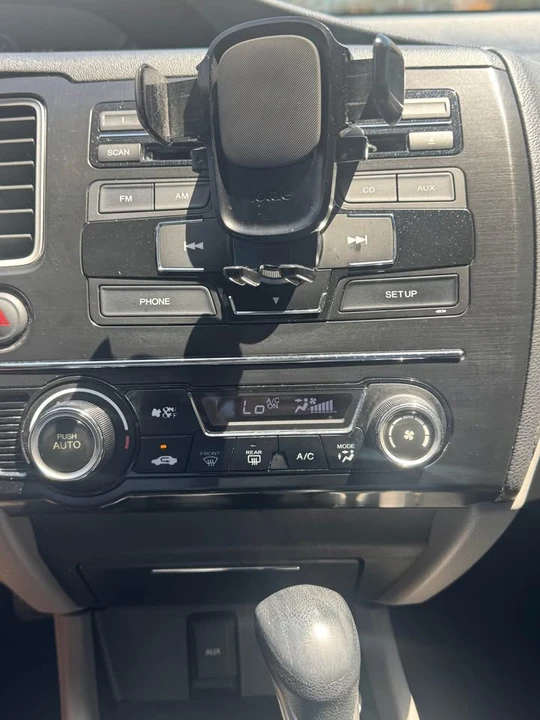 2013 Honda Civic 9th Gen - Image 6 of 9