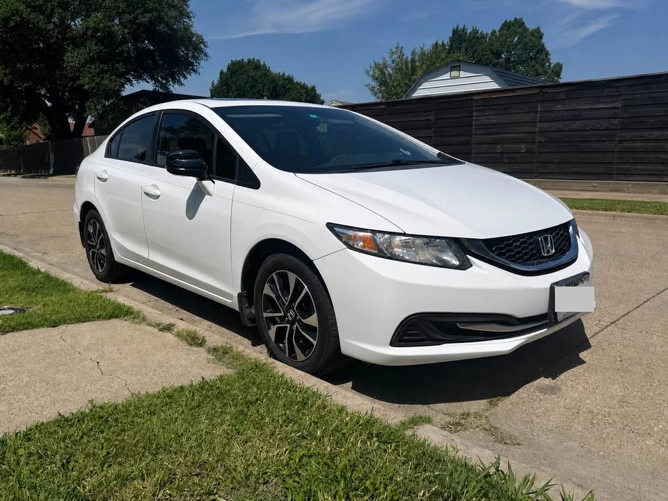 2013 Honda Civic 9th Gen - Image 2 of 6