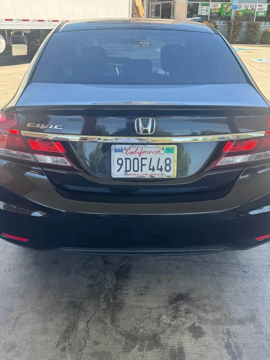 2013 Honda Civic 9th Gen - Image 2 of 9