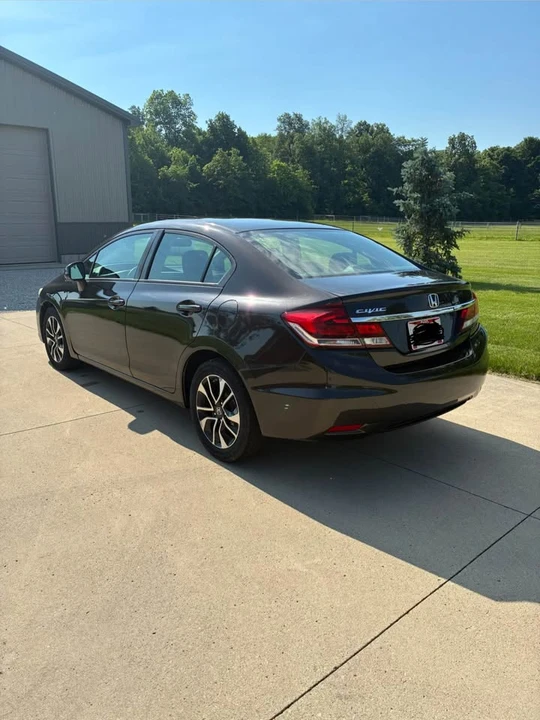 2013 Honda Civic 9th Gen - Image 5 of 14