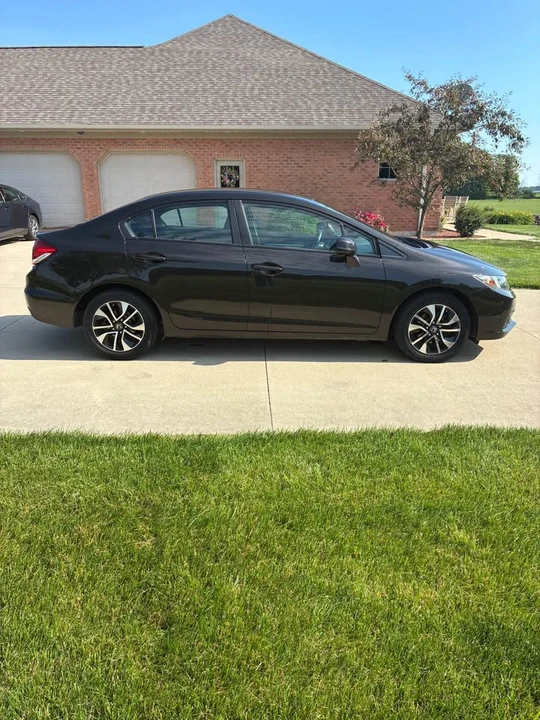 2013 Honda Civic 9th Gen - Image 3 of 14