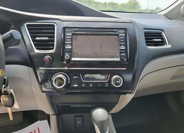 2013 Honda Civic 9th Gen - Image 12 of 16