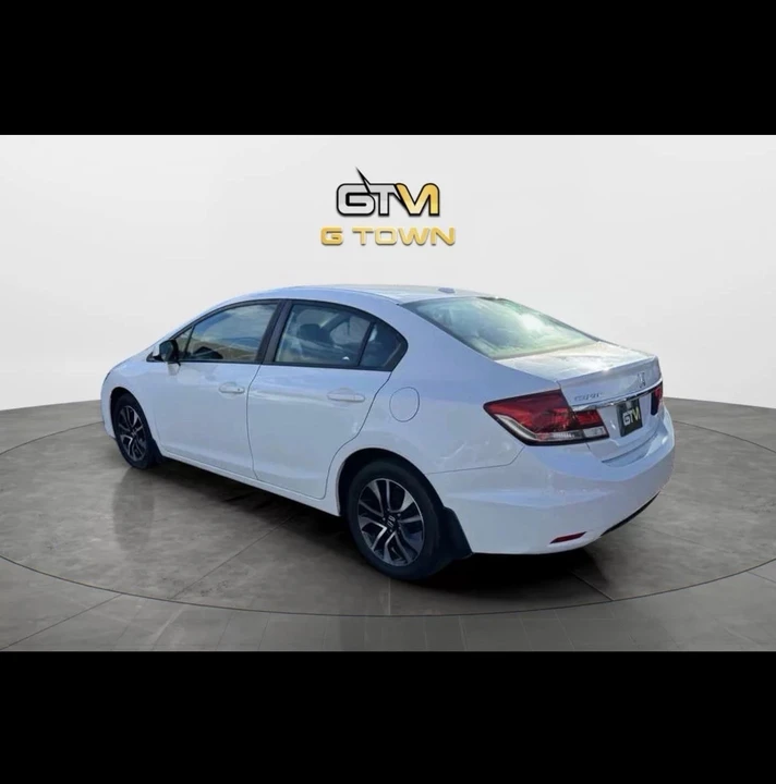 2013 Honda Civic 9th Gen - Image 3 of 11