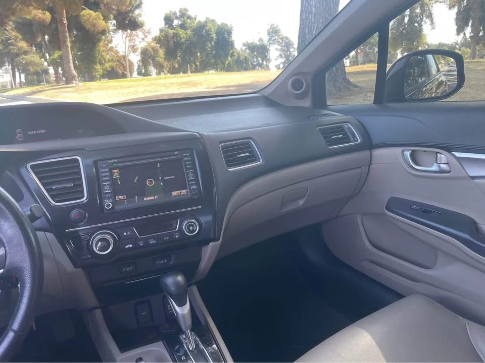 2013 Honda Civic 9th Gen - Image 7 of 9