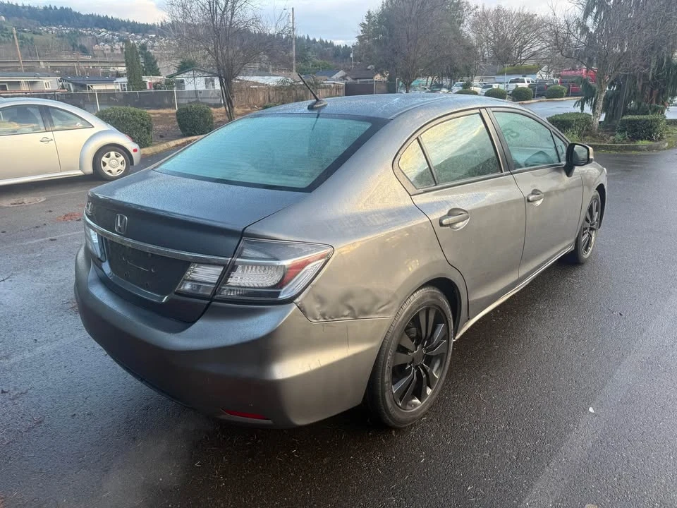 2013 Honda Civic 9th Gen - Image 3 of 9