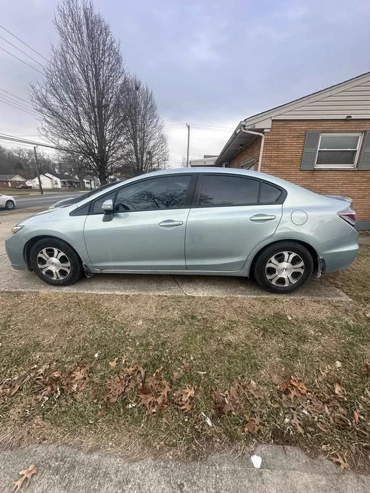 2013 Honda Civic 9th Gen - Image 8 of 12