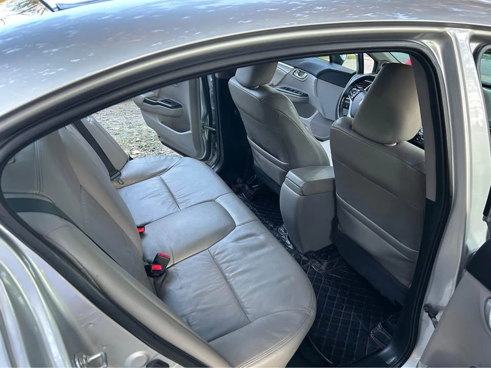 2013 Honda Civic 9th Gen - Image 8 of 14