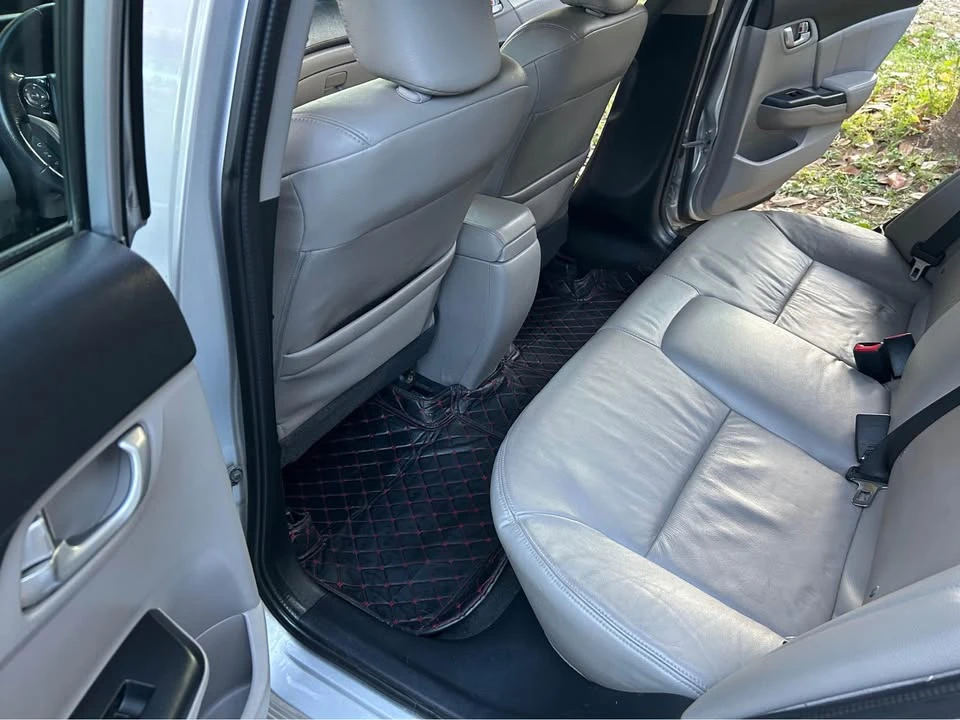 2013 Honda Civic 9th Gen - Image 9 of 14