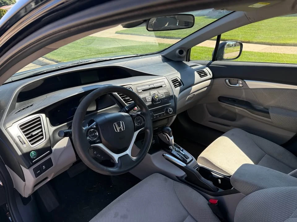 2013 Honda Civic 9th Gen - Image 3 of 4