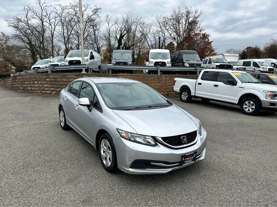 2013 Honda Civic 9th Gen - Image 9 of 20