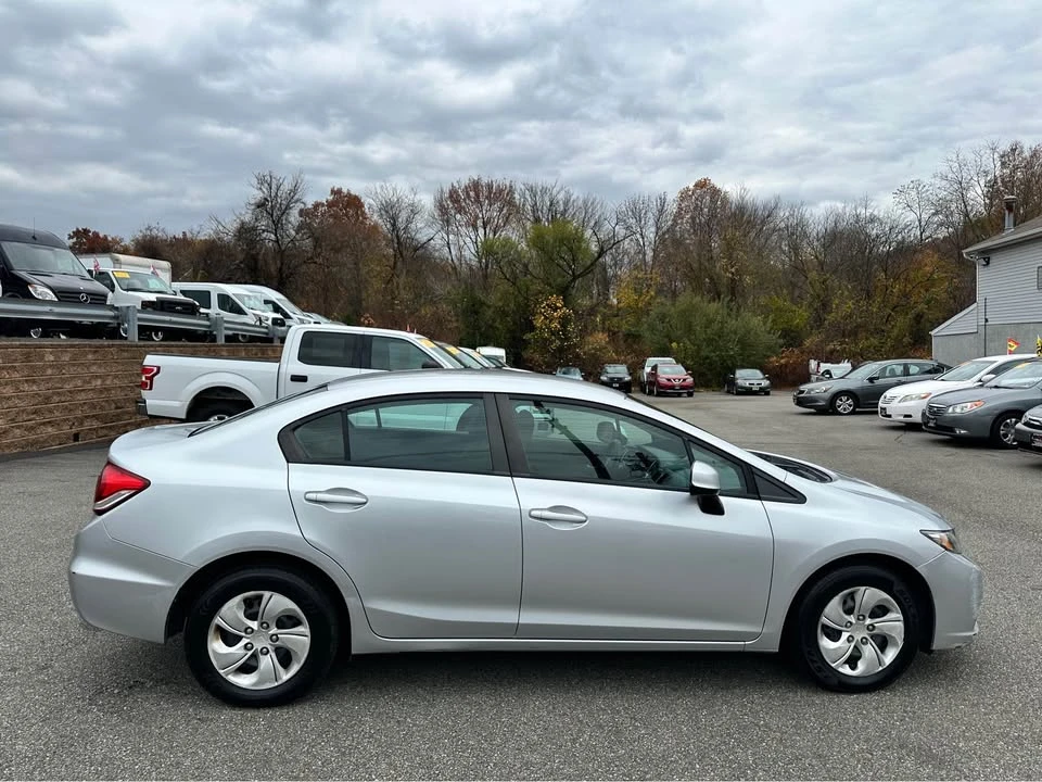 2013 Honda Civic 9th Gen - Image 8 of 20