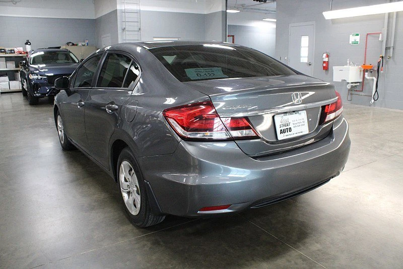 2013 Honda Civic 9th Gen - Image 10 of 14