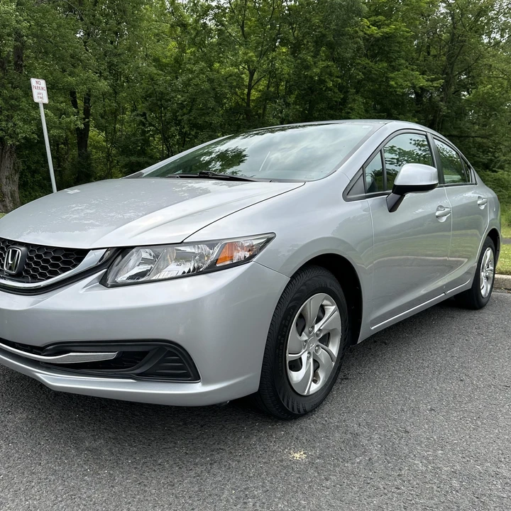 2013 Honda Civic 9th Gen - Image 10 of 12