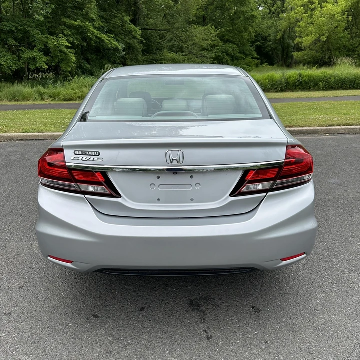 2013 Honda Civic 9th Gen - Image 5 of 12