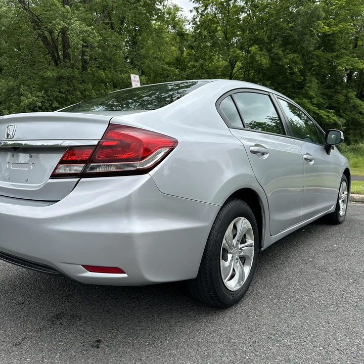 2013 Honda Civic 9th Gen - Image 4 of 12