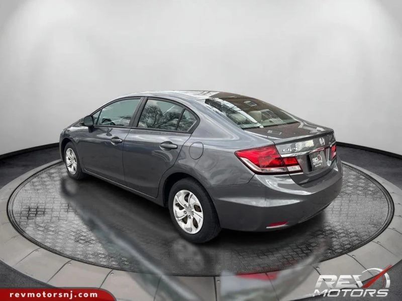 2013 Honda Civic 9th Gen - Image 3 of 12