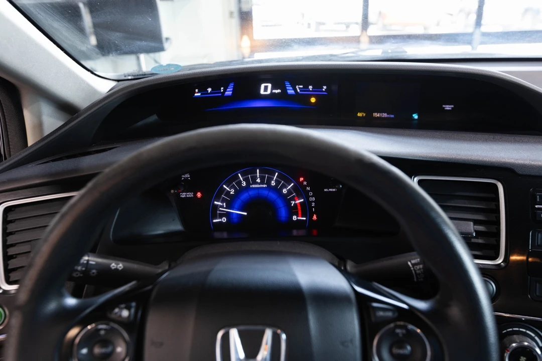 2013 Honda Civic 9th Gen - Image 26 of 31