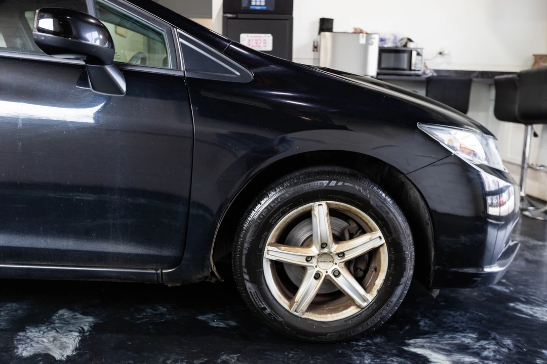 2013 Honda Civic 9th Gen - Image 15 of 31