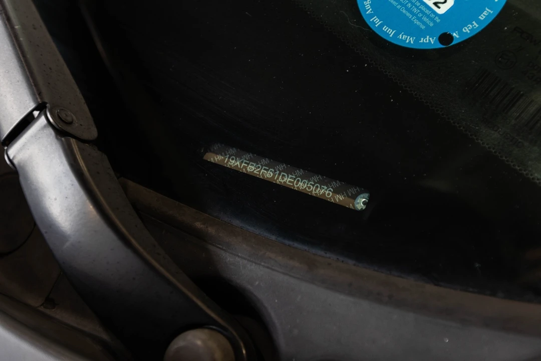 2013 Honda Civic 9th Gen - Image 19 of 31