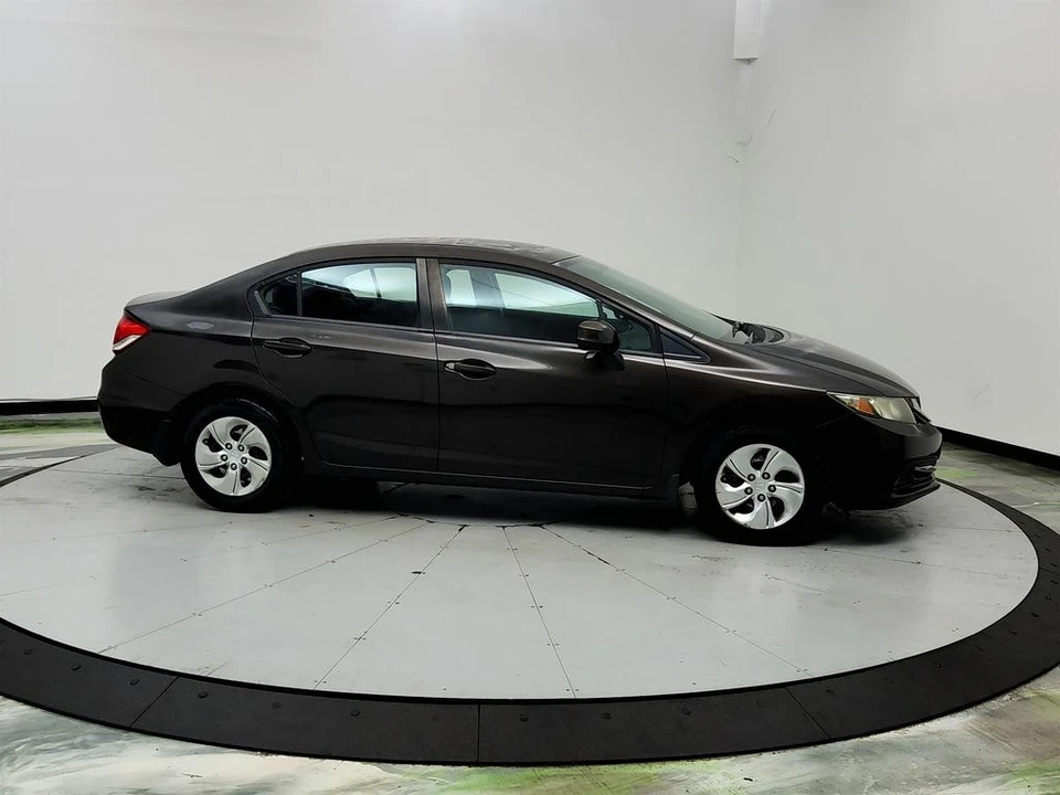 2013 Honda Civic 9th Gen - Image 4 of 31