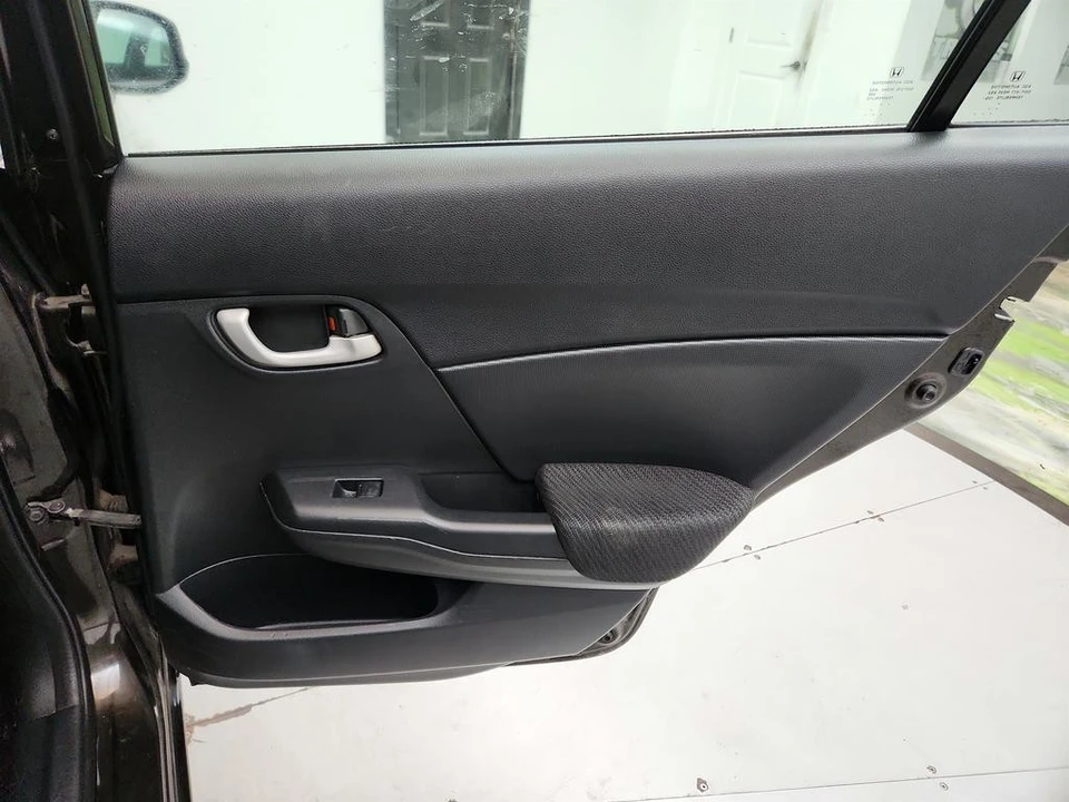2013 Honda Civic 9th Gen - Image 27 of 31