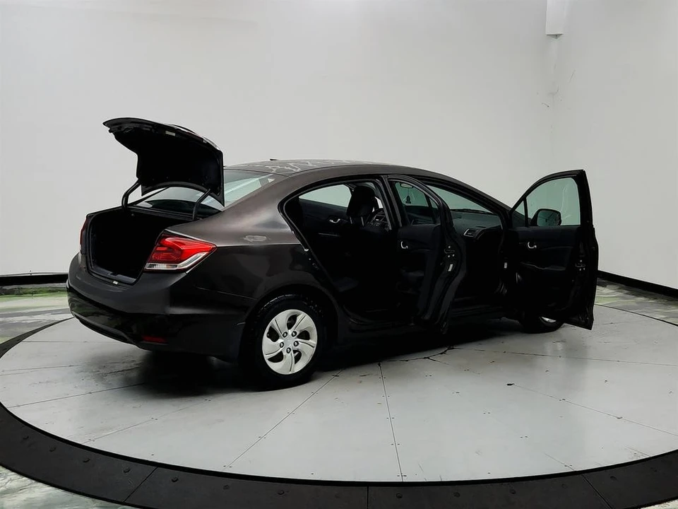2013 Honda Civic 9th Gen - Image 11 of 31